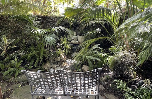 Silver Strand House | Premier Guest House in Silver Strand with Oceanfront Pool