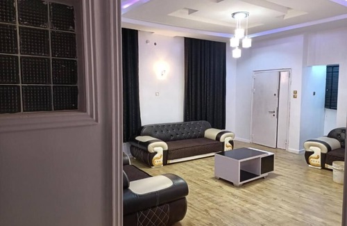 Jos Hotel | Welcoming Guest House with Restaurant & Breakfast in Jos