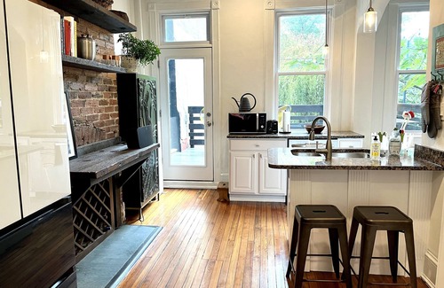 Le Droit Park House | Historic Townhouse Retreat with Spa in Heart of DC