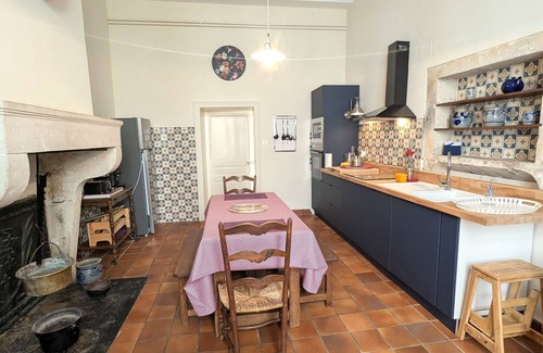 Euvezin Cottage | Elegant home at Euvezin Castle with garden and private parking