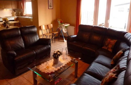 Arimont Cottage | Inviting Baugnez Cottage with Sauna & Pet-Friendly Amenities