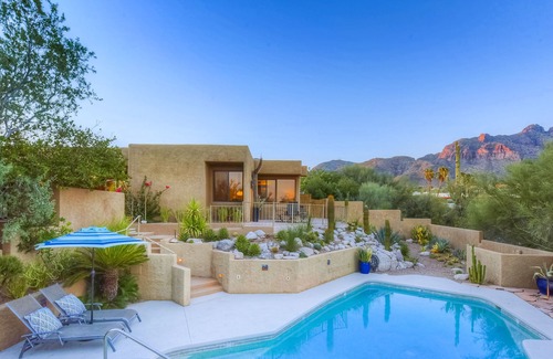 Catalina Foothills Estates House | Elegant home with ample outdoor space, central AC & W/D - close to golf & dining