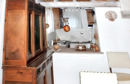 Cannigione House | Seaside Retreat with Family-Friendly Amenities in Cannigione