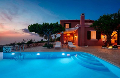 Kavallos Villa | Beautiful Lefkada Villa Paeonia with Private Pool & Views