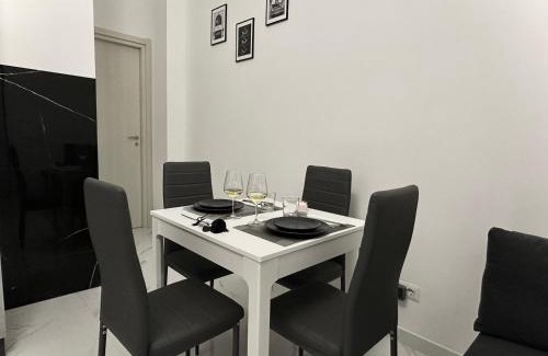 Ciampino Apartment | Elegant & Luxe a 200m da Stazione e Aereoporto di Ciampino