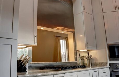 Garden District Condo | Historic Garden District Retreat with Private Pool & Dining