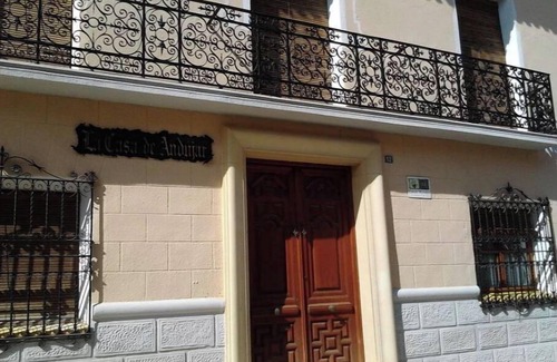 Pozo-Lorente Cottage | Elegant Manor House Near Alcalá del Jucar with Piano & Pool