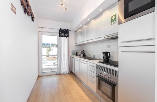 Telheiro Apartment | Ideal Retreat with 2 Bedrooms, Pool & Incredible 9.8 Rating