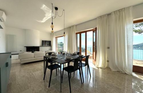 Portovenere Apartment | Modern Flat with Ocean View & Splendid Terrace Retreat