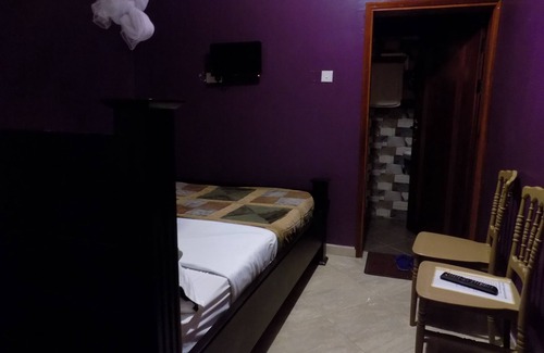 Ntungamo House | Budget-Friendly Elegance with Restaurant & Breakfast Options