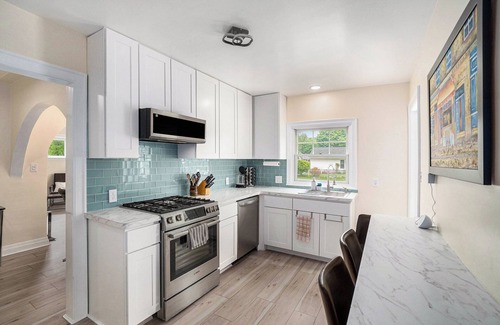 Lakeside House | Trendy Muskegon Getaway with Ocean Views & Spa Amenities