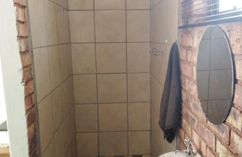 Meyerton Apartment | Elegant Overnight Accommodation with Pool & Child-Friendly Perks