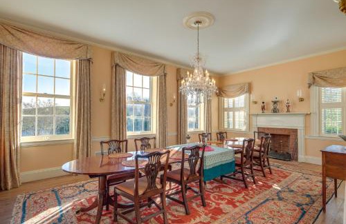 Paris Villa | Elegant Paris Manor with Inviting Private Pool Experience