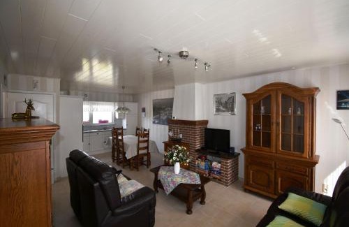 Grote-Brogel House | Tranquil Holiday Home in Peer - Family-Friendly Retreat