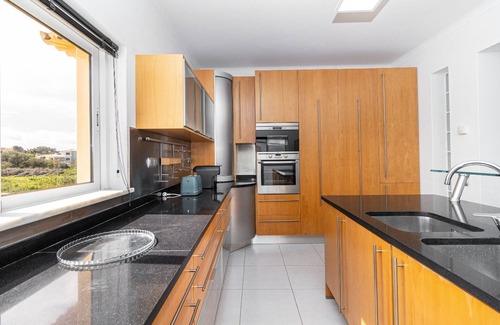 Sagres Villa | Elegant Sagres Villa | 5 Bedrooms | Villa Farol | Close to Beach | Perfect for.