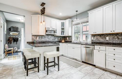 Saratoga Springs House | Inviting Saratoga Springs Retreat Steps from Town and Track