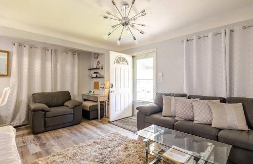 Wyandotte House | Tranquil Getaway at Elegant Serene Escape in Wyandotte
