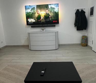 Suburbio VII Portuense Apartment | Elegant & Spacious 2BR 2BA Unit with Private Patio