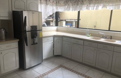Cuenca House | Cozy Residence Near Cajas & Downtown for Family Getaways