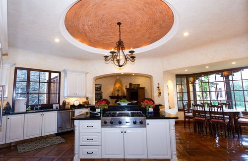 Antigua Guatemala House | Exquisite Estate with Pool in Prime Location, 10/10 Rated