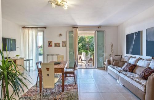 Tavullia Apartment | Inviting Tavullia Apartment with Pool and Family Amenities