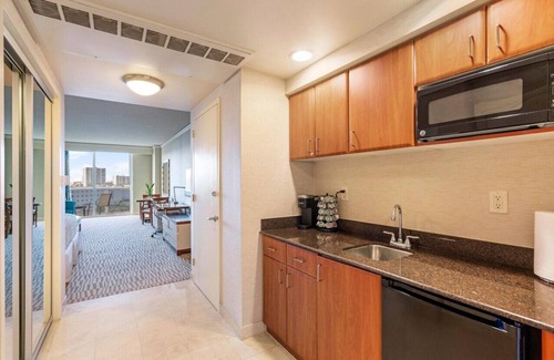 Sunny Isles Beach Hotel | Elegant Suite with City View at Beach Resort Oasis