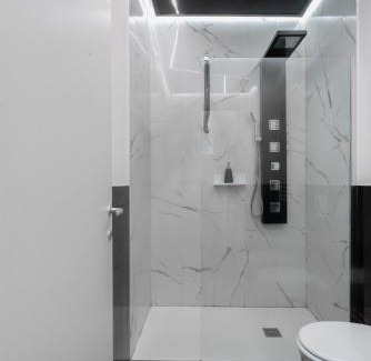 Affori Apartment | Charming Sweet Home Suite - 15 Minutes to Duomo, Milan