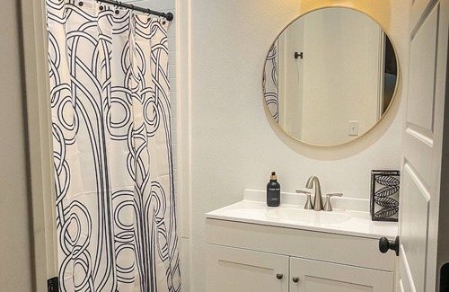 Denison Apartment | Discover a Beautiful Two-Bedroom Loft in Katy Depot