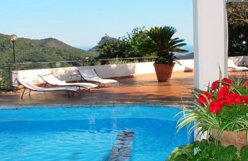 Cava de' Tirreni House | Exclusive Villa with Private Pool by the Amalfi Coast