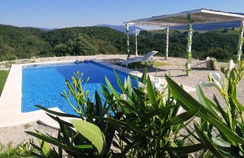 Algar Villa | Pet-Friendly Villa with Private Pool & Garden at Algar