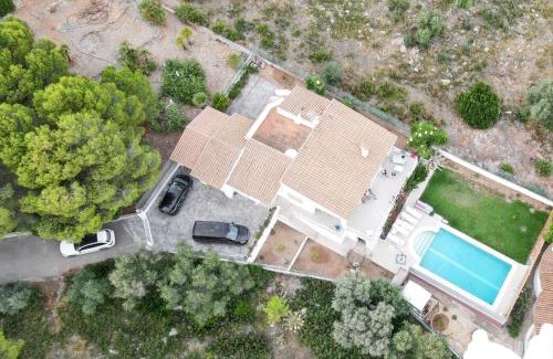 Benicarlo Villa | Elegant 3-Bedroom Villa with Private Pool in Benicarlo