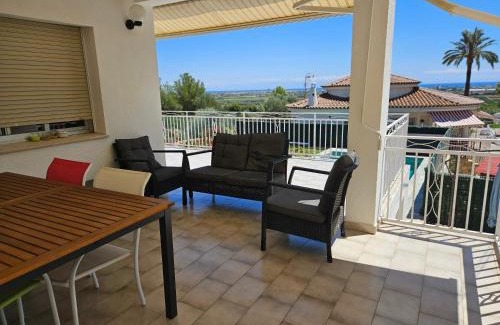 Benicarlo Villa | Elegant 3-Bedroom Villa with Private Pool in Benicarlo