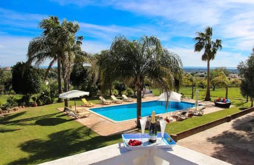 Cerro do Mocho Villa | Elegant Villa in Loule with Private Pool & Family Amenities