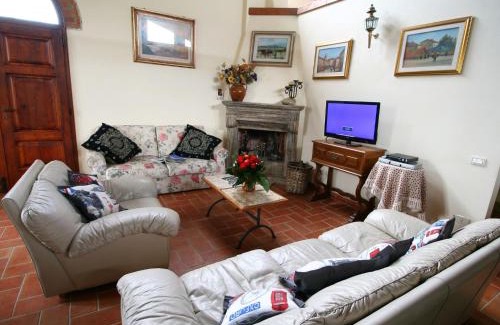 Armaiolo Villa | Exceptional Belvilla by OYO Villa Rapolano: 4-Star Retreat