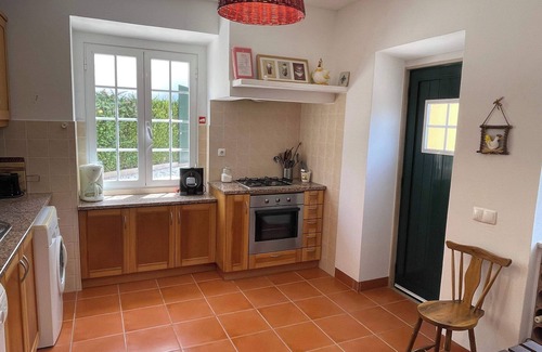 Lourinha Villa | Elegant Villa Mello with Beautiful Outdoor Area