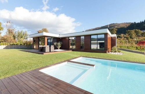 Vieira do Minho Villa | Charming 4-Bedroom Villa with Private Pool in Vieira do Minho