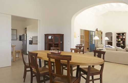 Menfi Villa | Elegant Villa with Pool, Oceanfront & Guest Rated 9.4/10