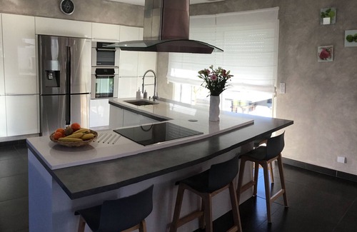 Pia Villa | Beautiful Villa with Pool Steps from the Beach