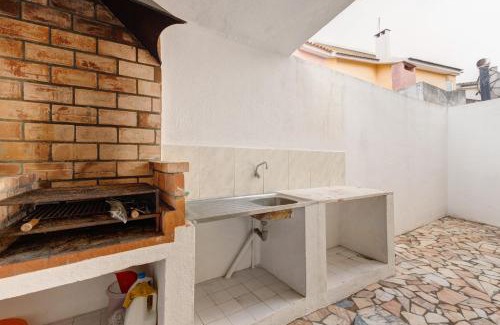 Cascais House | Elegant Vintage House with barbecue