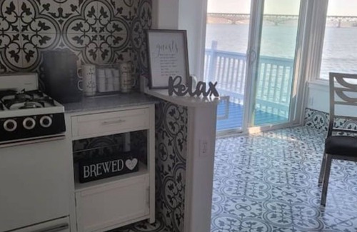 East Irondequoit House | Serene Waterfront Bay Home with Spa and Hot Tub Amenities