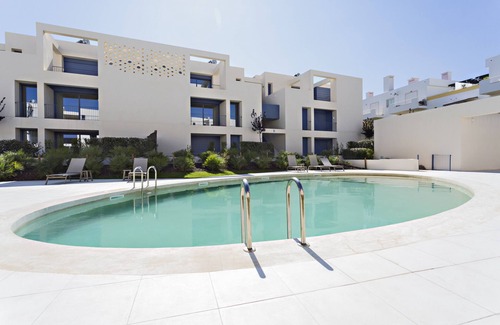 Conceicao e Cabanas de Tavira Apartment | Relaxing Hotel with Pool View and Family-Friendly Amenities