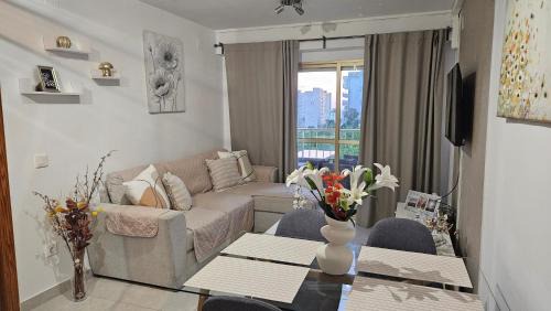Grau i Platja Apartment | Stylish Apartment in Playa de Gandía with Private Pool