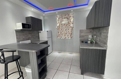 Sabana Seca Apartment | Top-Rated Apartment in Levittown with Spa and Breakfast