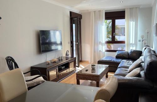 Motril Apartment | Elevated Apartment with Ocean View & Golf Access