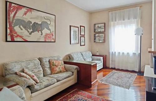 Central Station Apartment | Elegante attico con terrazza - Porta Venezia