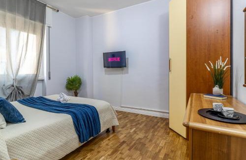 San Donato Milanese Apartment | Pet-Friendly Suite Duomo: 30 Minutes from Policlinico