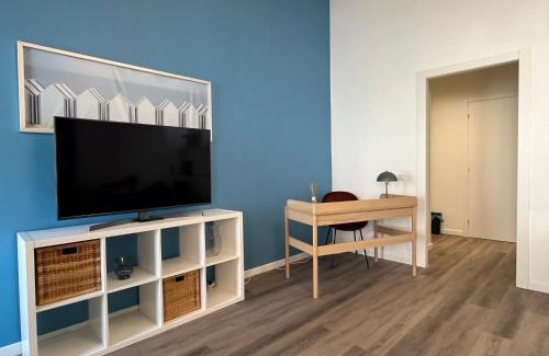 Crocifissa di Rosa Apartment | Stylish Two-Bedroom with Private Parking for Families