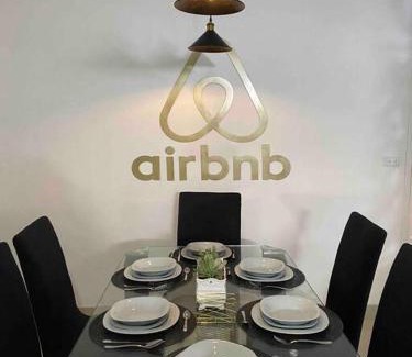 Los Mochis House | Modern Family Retreat with BBQ and Child-Friendly Amenities