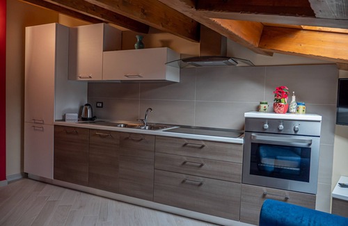 Rotonda Apartment | Modern Penthouse Retreat with Pool and Spa Amenities