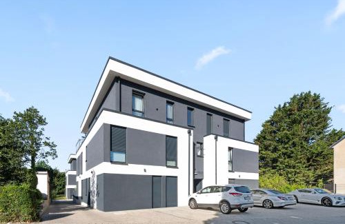 Dueren Apartment | Elegant Retreat in Düren - Guest Rated 8.7/10